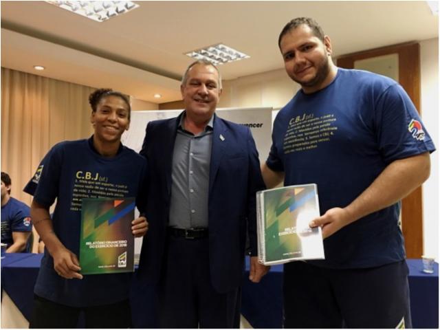 Presidente entrega à Comissão de Atletas da CBJ os relatórios financeiro e de atividades do exercício de 2018