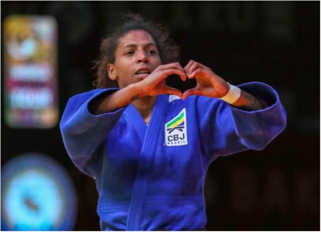 Felipe Kitadai e Rafaela Silva são campeões do Grand Slam de Baku, e Larissa Pimenta fica com bronze no primeiro dia