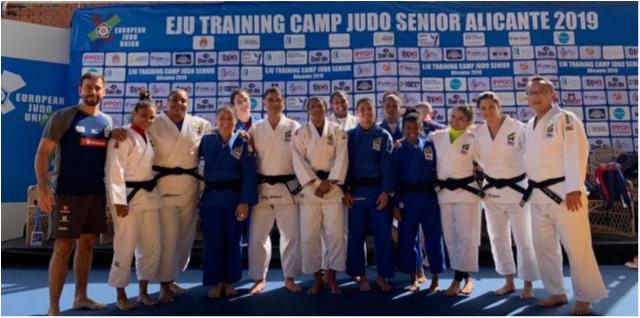 Seleção feminina treina na Espanha em fase final de preparação para o Pan e para o Mundial de Judô