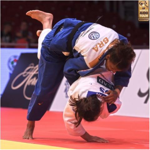 Rafaela Silva tem dia perfeito em Budapeste e conquista segundo ouro consecutivo no Circuito Mundial