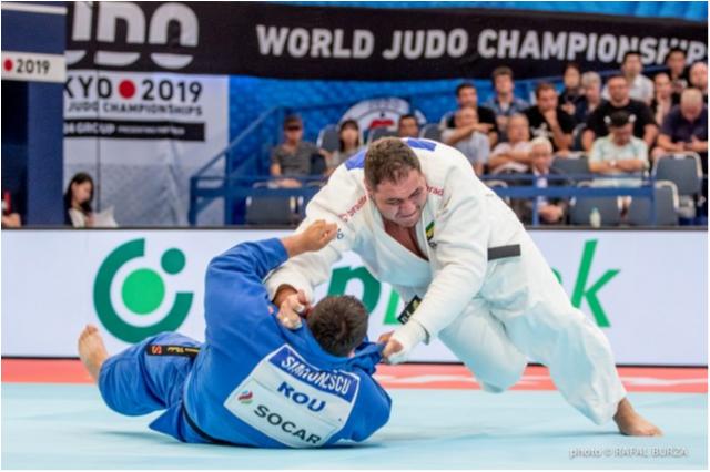 Brasil tem três quintos lugares no último dia de competição individual e seleção se prepara para Mundial por equipes