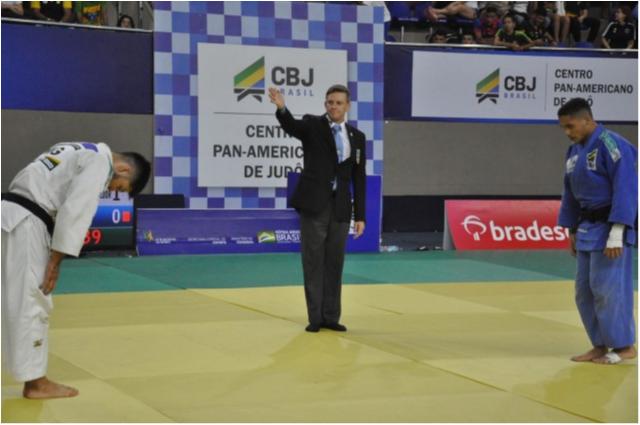 ESPECIAL DIA DO ÁRBITRO ESPORTIVO - Com renovação e aprimoramento constante, arbitragem brasileira mantém tradição internacional 