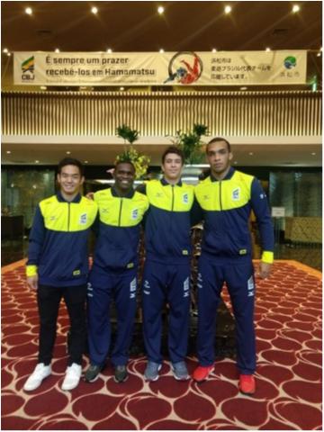 Programa de transição das categorias de base levou judocas Sub-23 para treinamento com a seleção principal na preparação para o Mundial de Tóquio