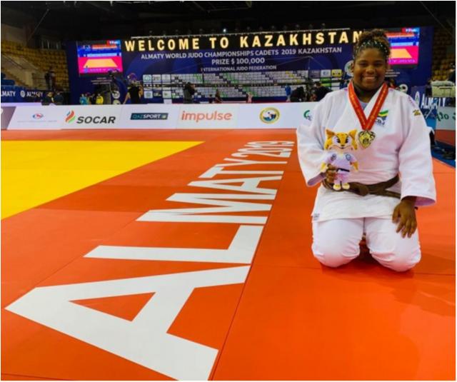 Anna Belém dos Santos vence todas por ippon e é campeã mundial Juvenil
