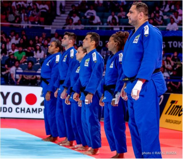 Judô brasileiro soma 61 medalhas na história dos Grand Slam realizados no Brasil