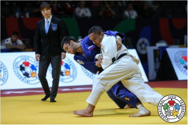 Jeferson Santos Júnior (73kg) termina em quinto lugar no segundo dia de Mundial Sub-21, em Marraquexe