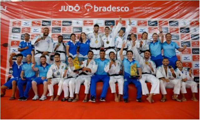 Judocas de 16 estados conquistam medalhas no Campeonato Brasileiro Sênior de Judô