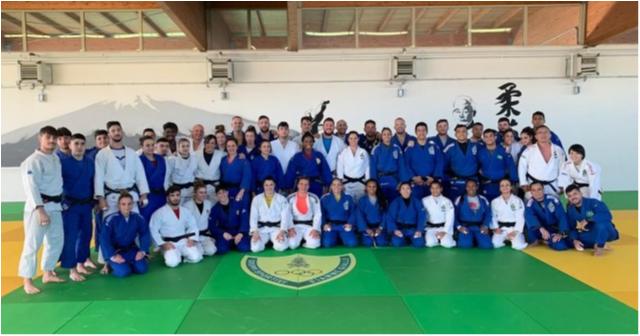 Depois de oito dias em Mittersill, seleção brasileira chega à Roma para nova fase de treinamentos