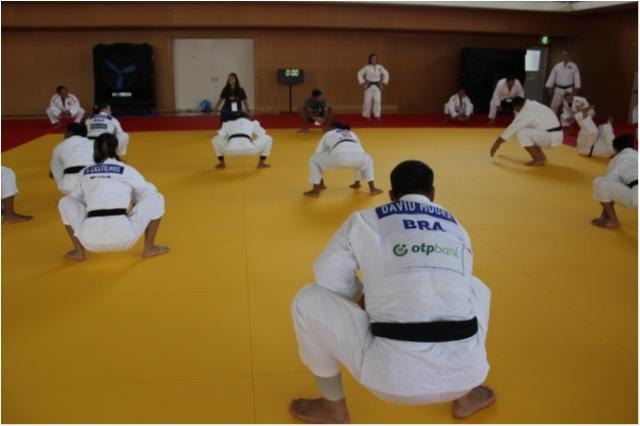 Federação Internacional de Judô sugere protocolo para prática segura de Judô no contexto da pandemia de COVID-19 