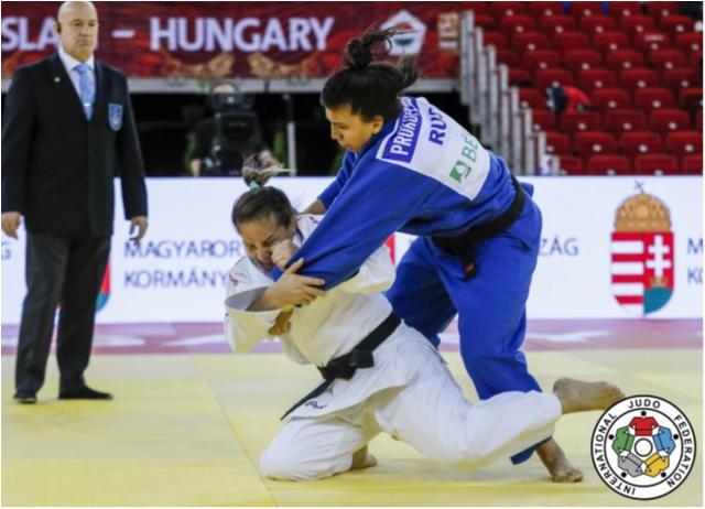 Brasil tem quinto, de Ketleyn Quadros, e sétimo, de Maria Portela, no segundo dia de Grand Slam da Hungria