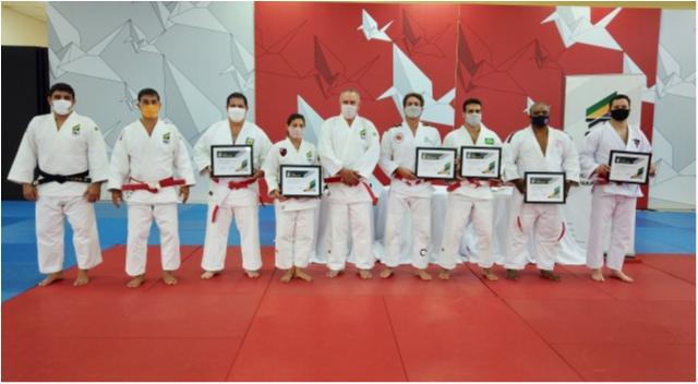 Medalhistas olímpicos são promovidos a Kôdansha (6º Dan) pela Confederação Brasileira de Judô 