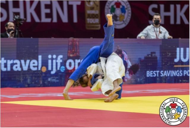 Larissa Pimenta fica em 5º e Jéssica Pereira em 7º no primeiro dia de Tashkent