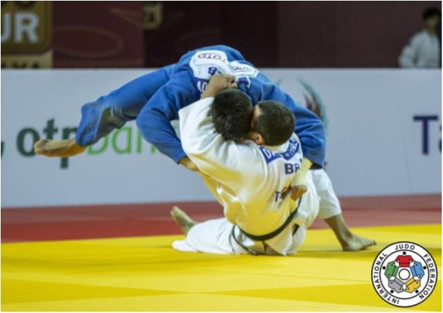 David Moura fecha participação do Brasil no Grand Slam de Antalya