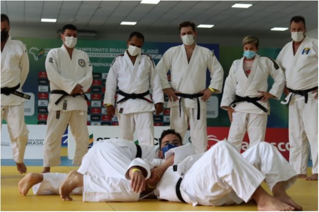 Arbitragem brasileira inova com reunião prática pré-competição