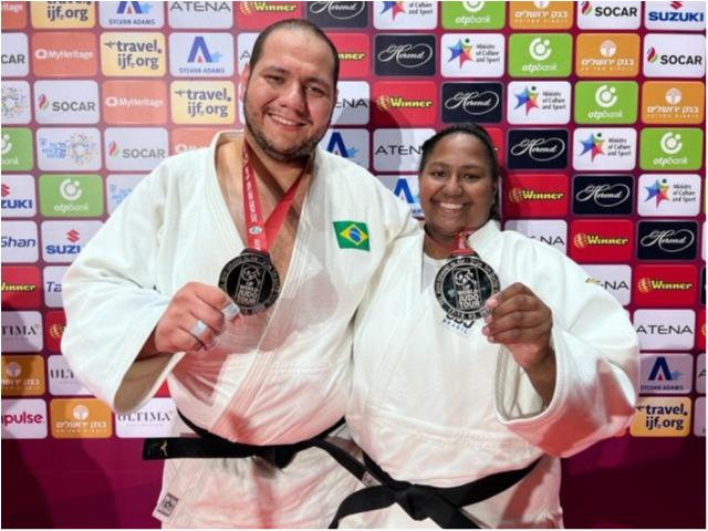  Beatriz Souza e Rafael Silva conquistam medalhas de prata e Brasil termina Grand Slam de Tel Aviv no Top 10