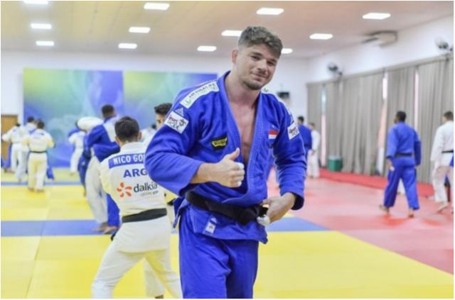 Atletas e treinadores estrangeiros aprovam qualidade e estrutura do treinamento de campo no Brasil