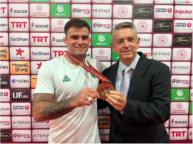 Rafael Macedo fatura bronze e Brasil fecha Grand Slam com cinco pódios