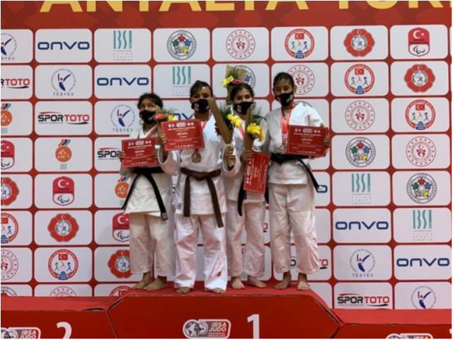 Seleção paralímpica de judô fatura oito medalhas e país lidera quadro geral do Grand Prix de Antalya, na Turquia