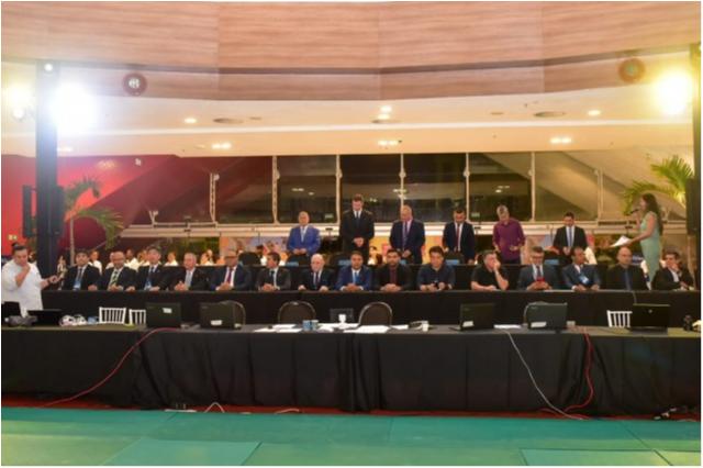 Animada cerimônia de abertura do Pan de Veteranos tem apresentação da Banda Yayá Muxixa e presença de autoridades