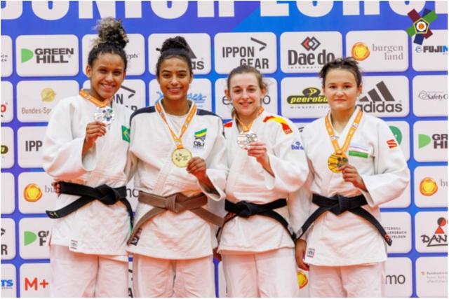 Em Graz, Rafaela Batista vence Aléxia Nascimento na final brasileira do peso ligeiro