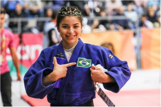 Bianca Reis é eleita a melhor atleta dos Jogos da Juventude 2022