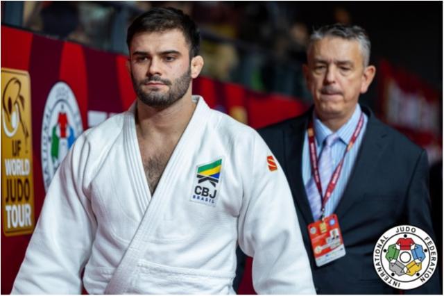 No quinto dia em Doha, Rafael Macedo para nas oitavas e Giovani Ferreira cai na estreia