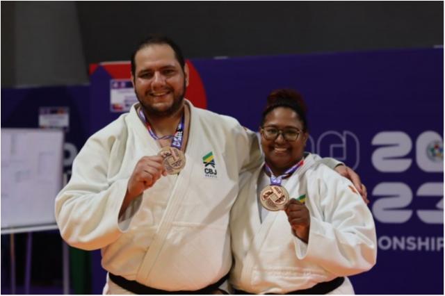  Rafael Silva e Beatriz Souza fazem dobradinha de bronze para o Brasil no Mundial de Judô