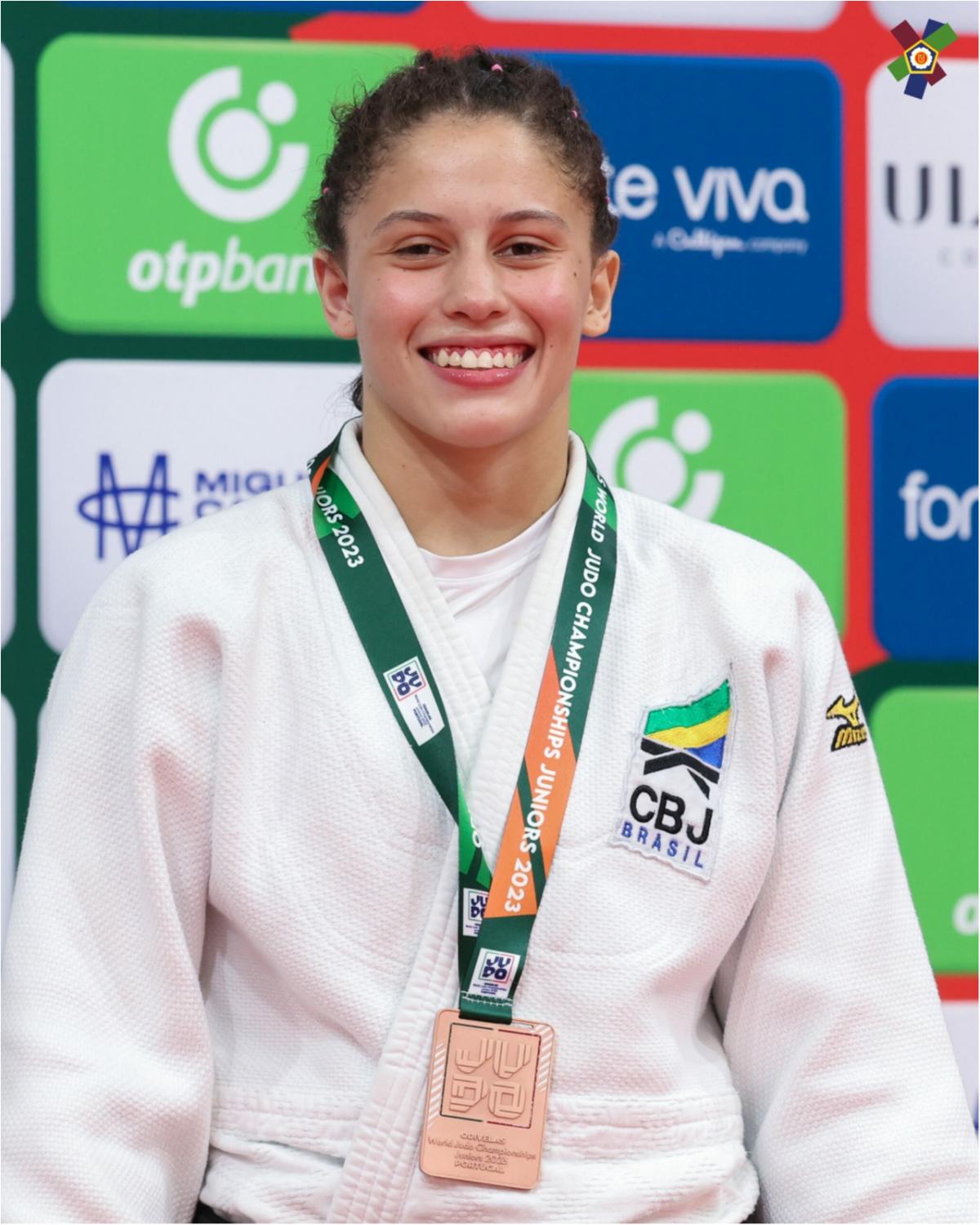 Beatriz Comanche vence espanhola e é bronze no Mundial Júnior