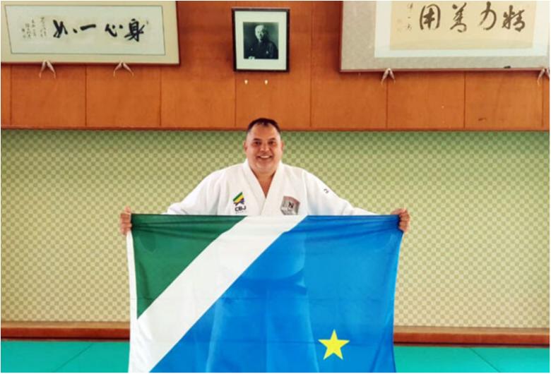 Em memória de Nicodemos Filgueiras Júnior 