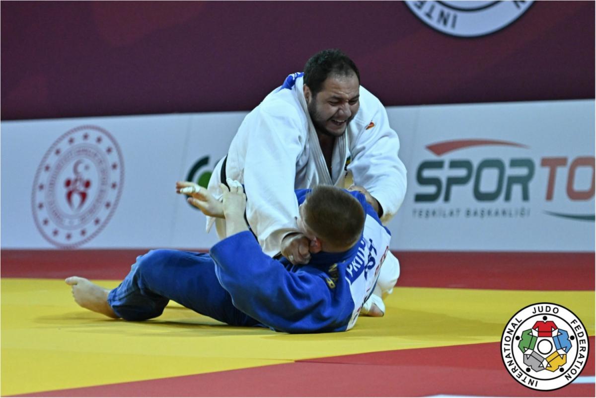 Bronze escapa de Leonardo Gonçalves e Rafael Silva no último dia do Grand Slam de Antalya 