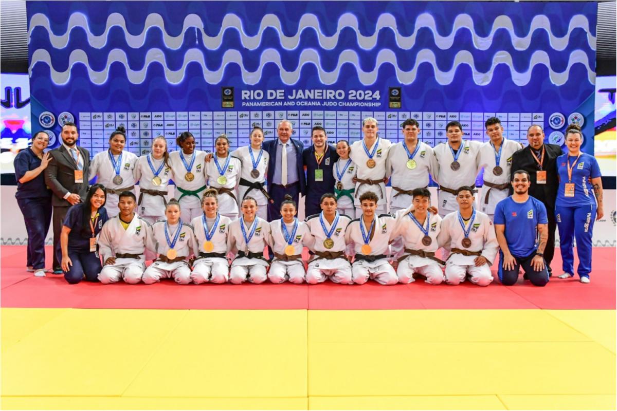 Judô brasileiro abre Pan no Rio com 19 medalhas da seleção juvenil 
