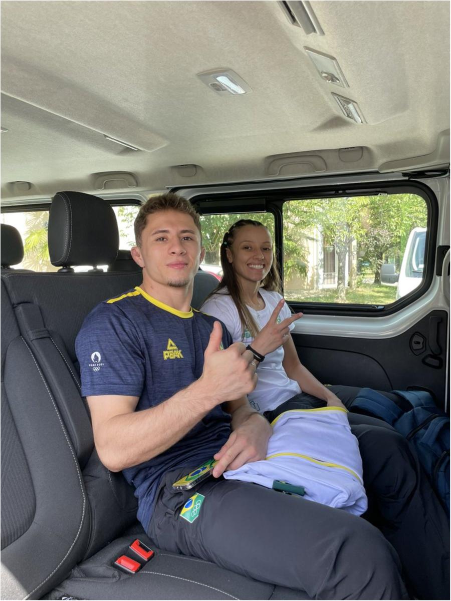 Michel Augusto e Natasha Ferreira são os primeiros judocas a chegar à Vila Olímpica Paris 2024 