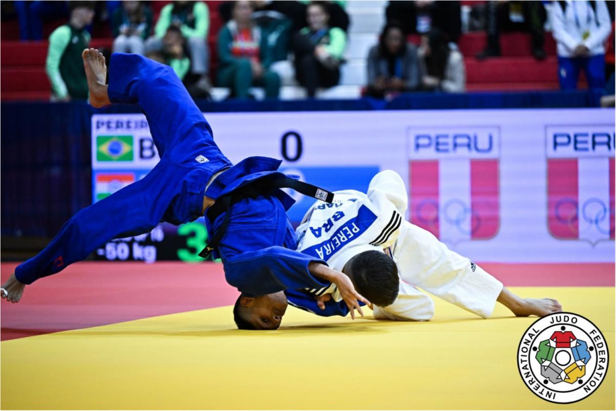 MUNDIAL SUB-18 - Brasil abre competição com dobradinha de prata 