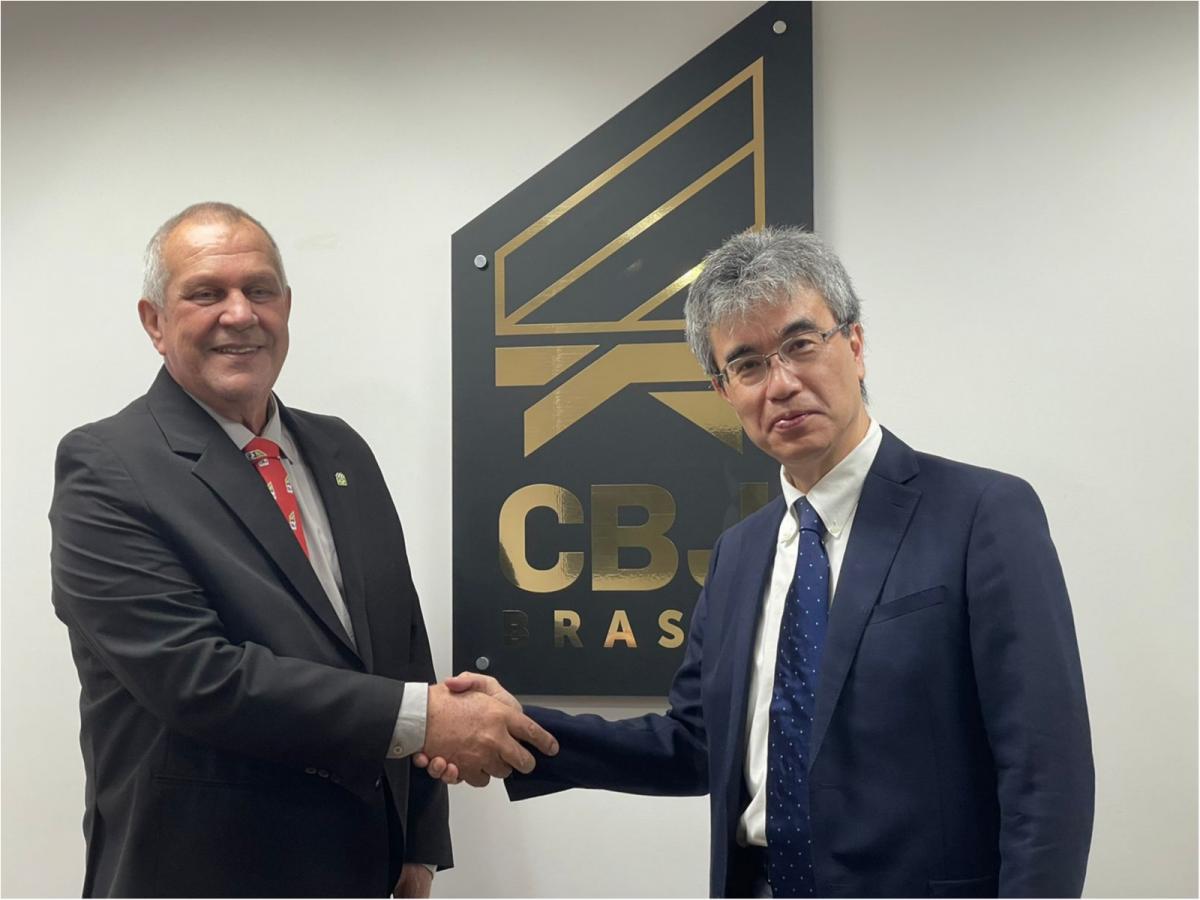 CBJ recebe visita do cônsul geral do Japão no Rio de Janeiro