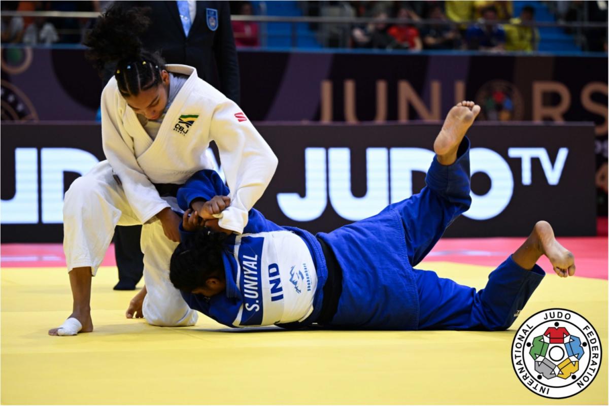 Dandara Camillo conquista terceiro bronze brasileiro no Mundial Júnior 