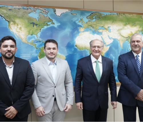 Dirigentes da CBJ se encontram com vice-presidente Geraldo Alckmin em Brasília