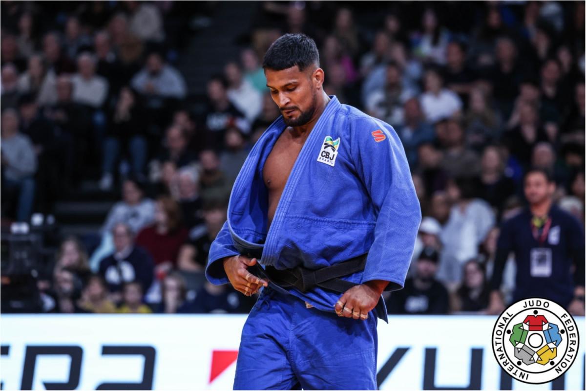 Leonardo Gonçalves é vice-campeão do Grand Slam de Paris