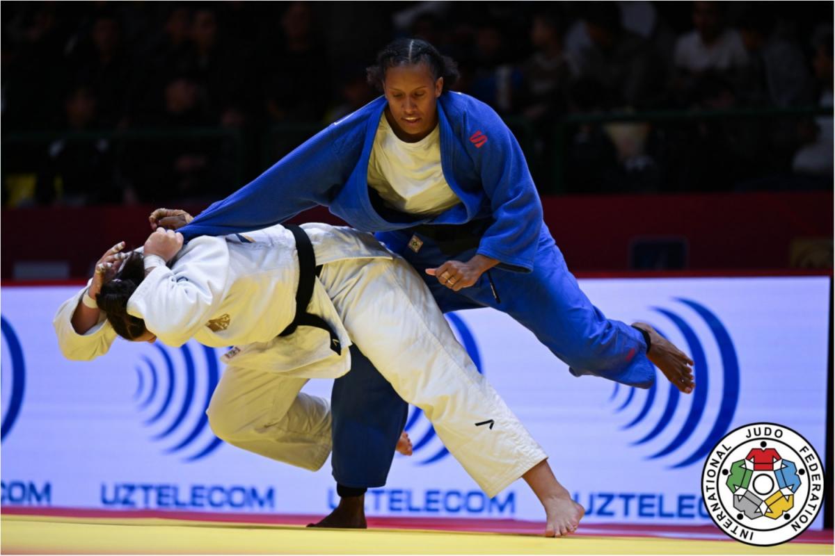 Karol Gimenes para em vice-campeã olímpica e fica em quinto no Grand Slam de Tashkent