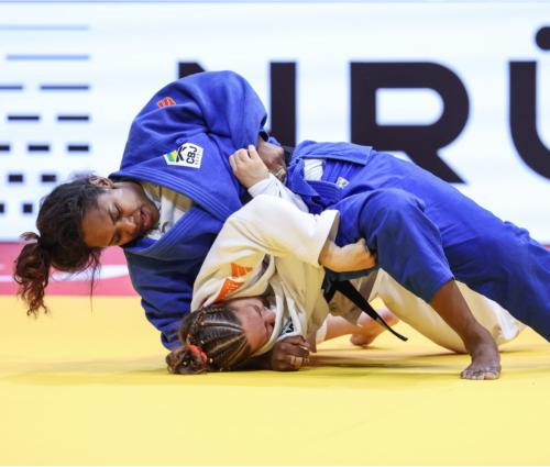 Nauana Silva e Rafaela Silva chegam perto do bronze e terminam Mundial de Judô em quinto lugar