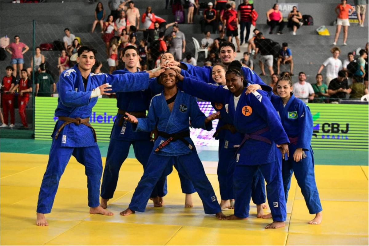 Rio vence São Paulo e leva título por equipes mistas do Campeonato Brasileiro Cadete de Judô