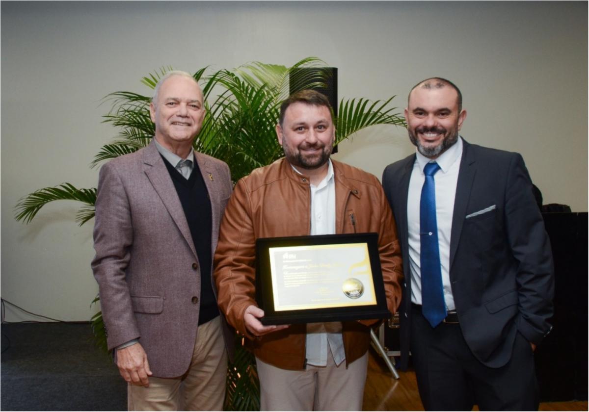 Paulo Wanderley participa de homenagem pelos 20 anos do título mundial de João Derly