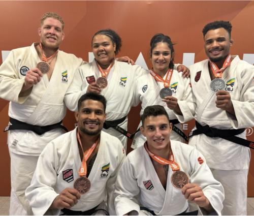 Judô brasileiro leva mais seis medalhas no último dia do Grand Prix de Guadalajara e fecha competição com 13 pódios