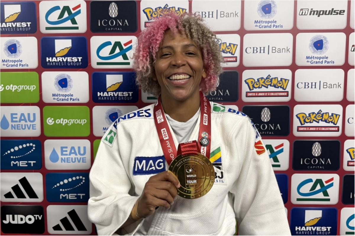 Judô brasileiro abre temporada com ouro de Rafaela Silva no Grand Slam de Paris