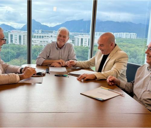 Membros do Conselho Nacional de Graus da CBJ se reúnem na sede da entidade