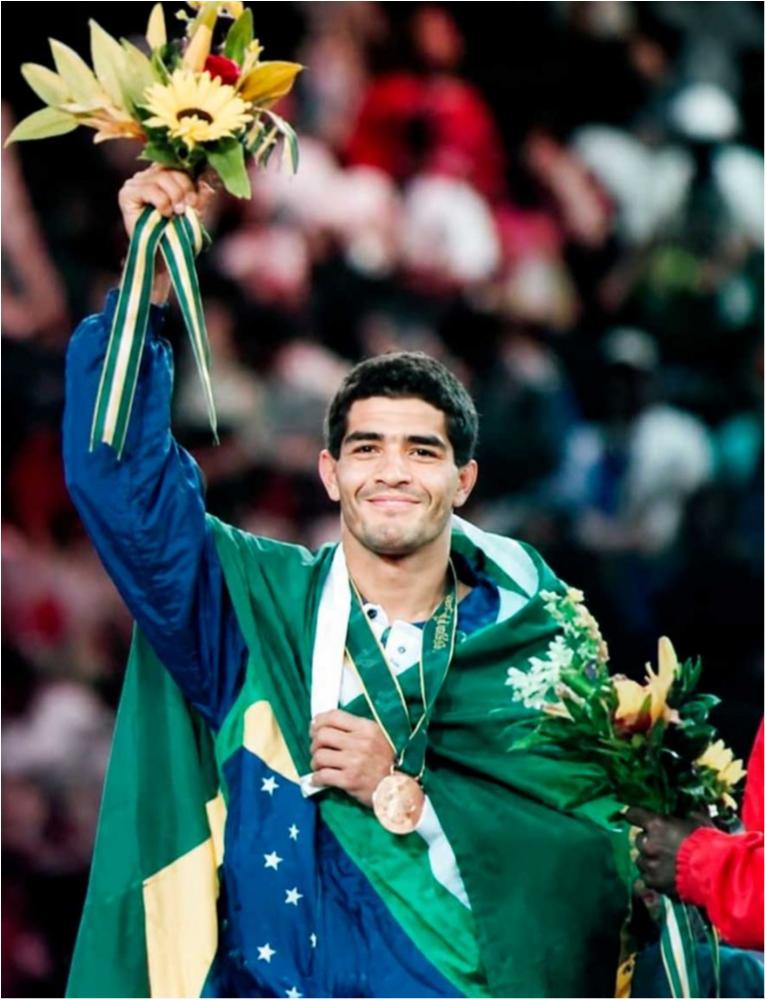 30 anos do bronze olímpico: Henrique Guimarães construiu uma trajetória dedicada ao judô
