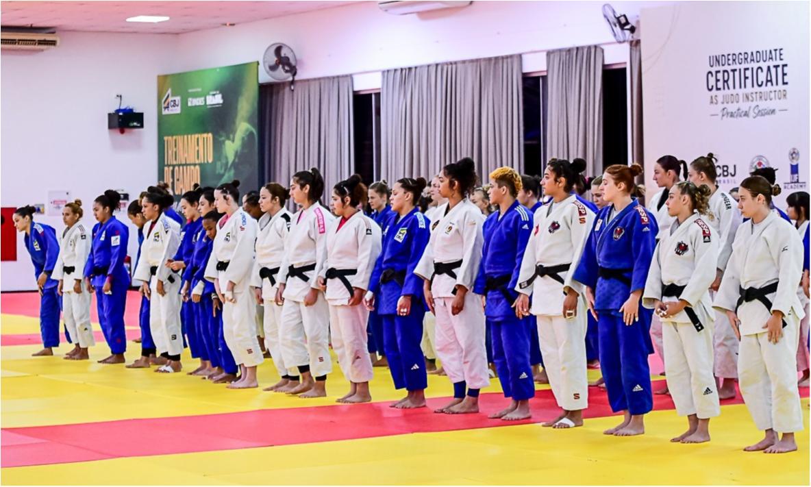 Treinamento de Campo Internacional reúne mais de 300  judocas em preparação para o segundo semestre 