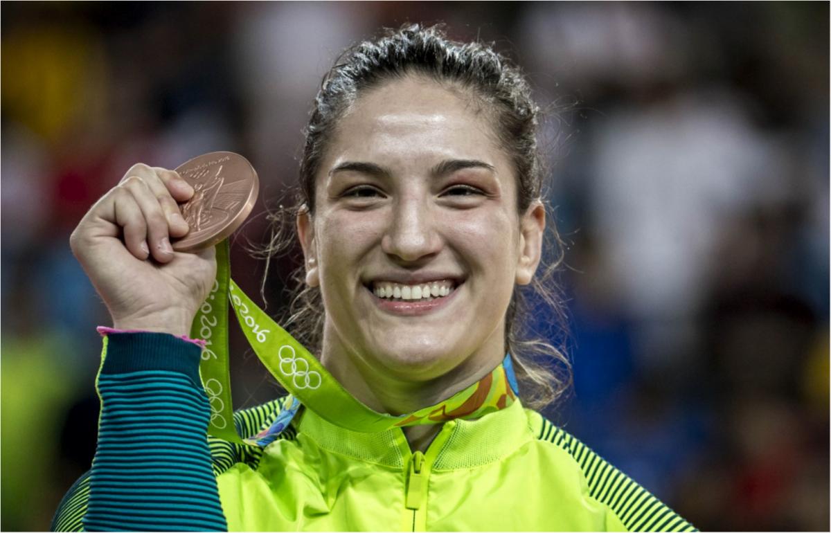 10 anos de um feito inédito: a segunda medalha olímpica de Mayra Aguiar