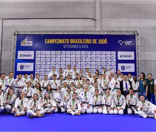 Campeonato Brasileiro de Veteranos e Kata reúne mais de 400 judocas no Espírito Santo