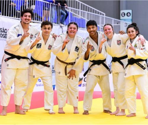 Rio Grande do Sul conquista o título por equipes mistas no Campeonato Brasileiro de Judô Júnior