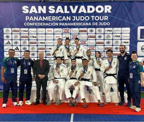 Delegação brasileira fatura 15 medalhas e encerra Open Pan-Americano de San Salvador na liderança